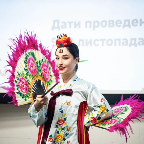 Study in korea04 600x600