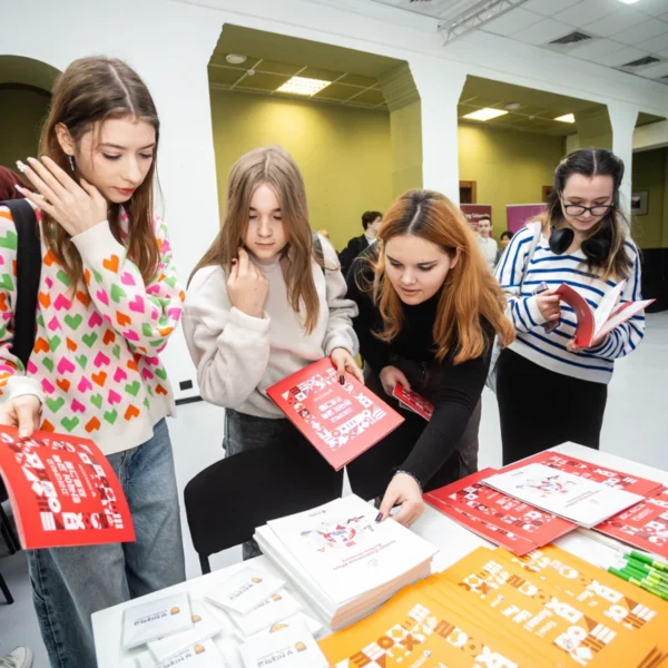 Study in korea06 600x600