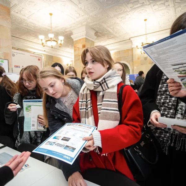 Study in korea15 600x600